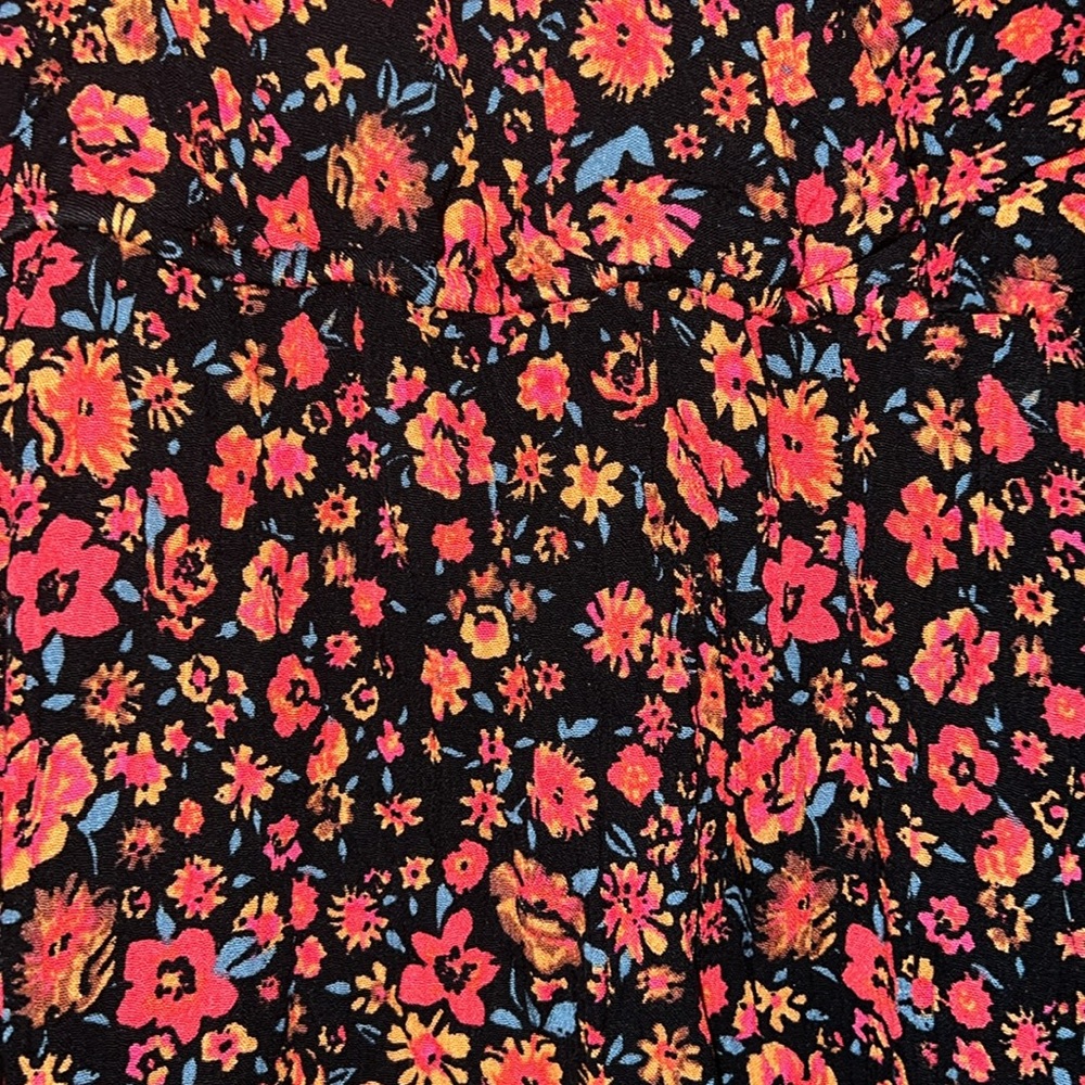 NWT Floral dress - Picture 3 of 7